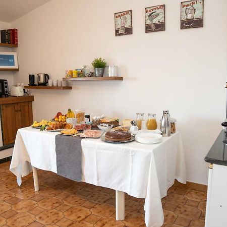 Queen'S Bed & Breakfast Гризолия Экстерьер фото