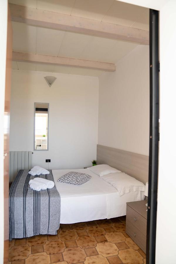 Queen'S Bed & Breakfast Гризолия Экстерьер фото