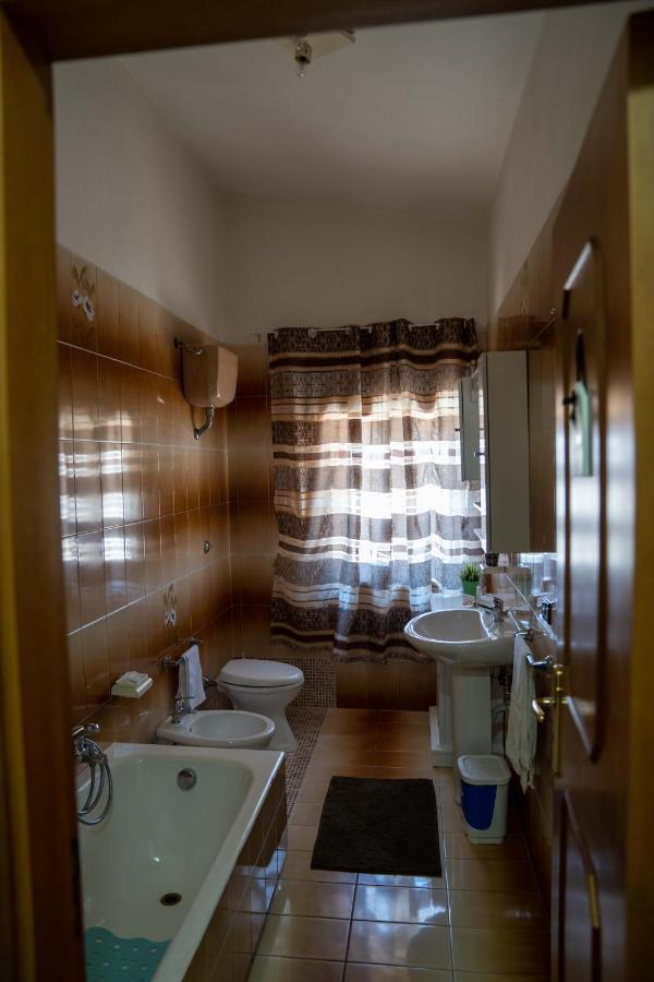 Queen'S Bed & Breakfast Гризолия Экстерьер фото